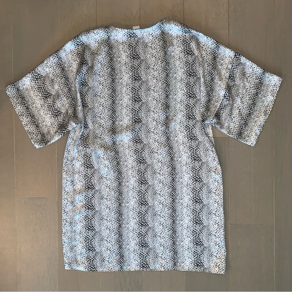 I Joah Snake Print Kimono - Picture 3 of 5